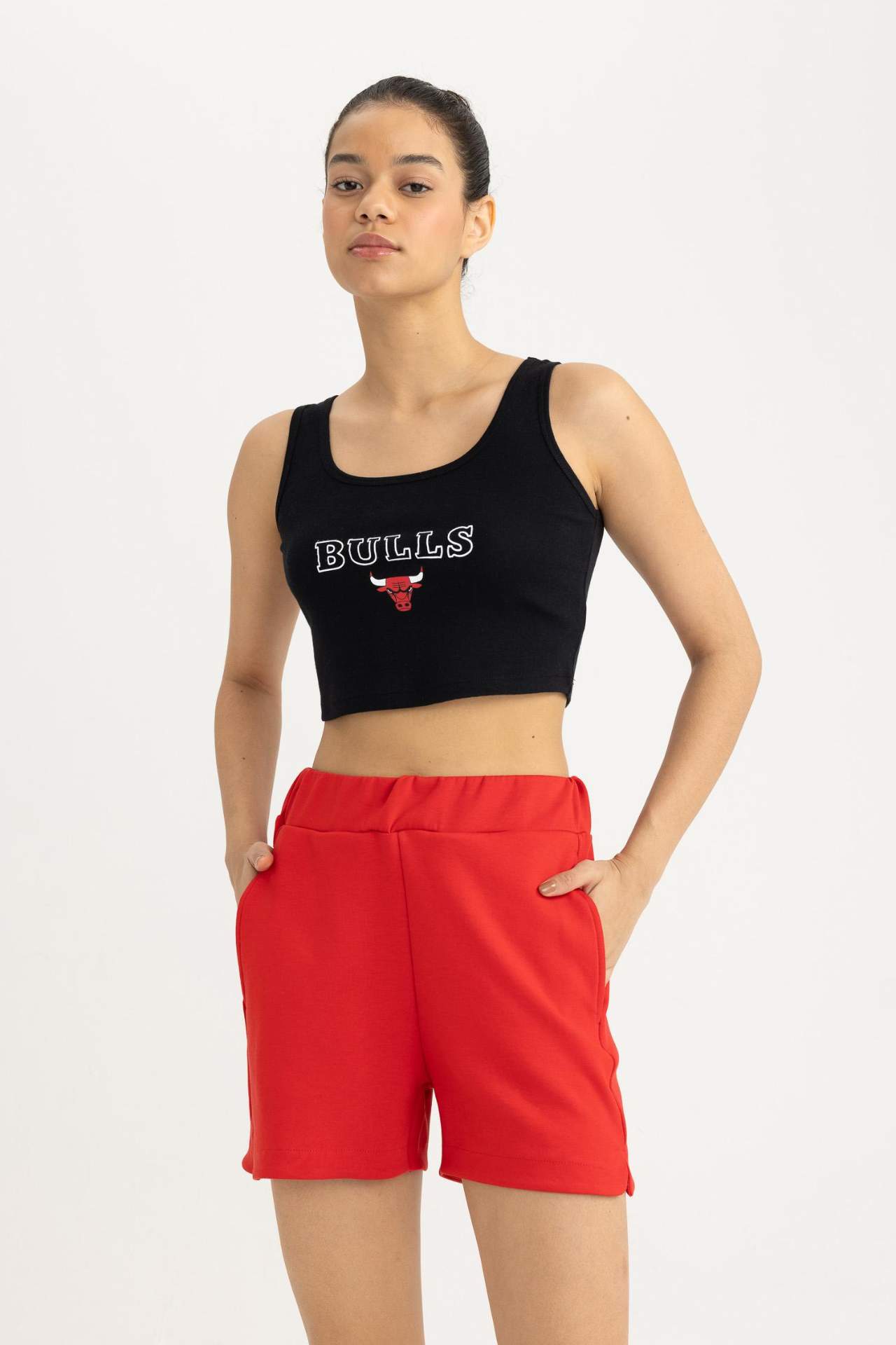 DeFactoFit NBA Chicago Bulls Crop Bisiklet Yaka Jersey Atlet